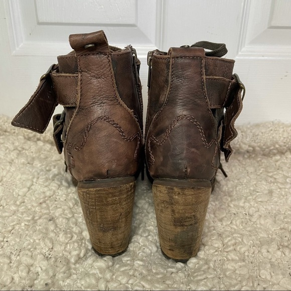 FEUD Britannia EUC Brown Leather Lace Up Heeled Boots 6 - Picture 2 of 9